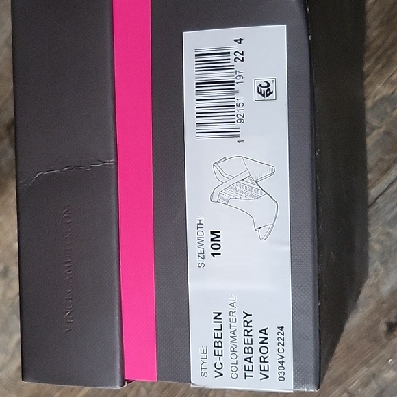 Vincent Camuto Bootie - Picture 7 of 7